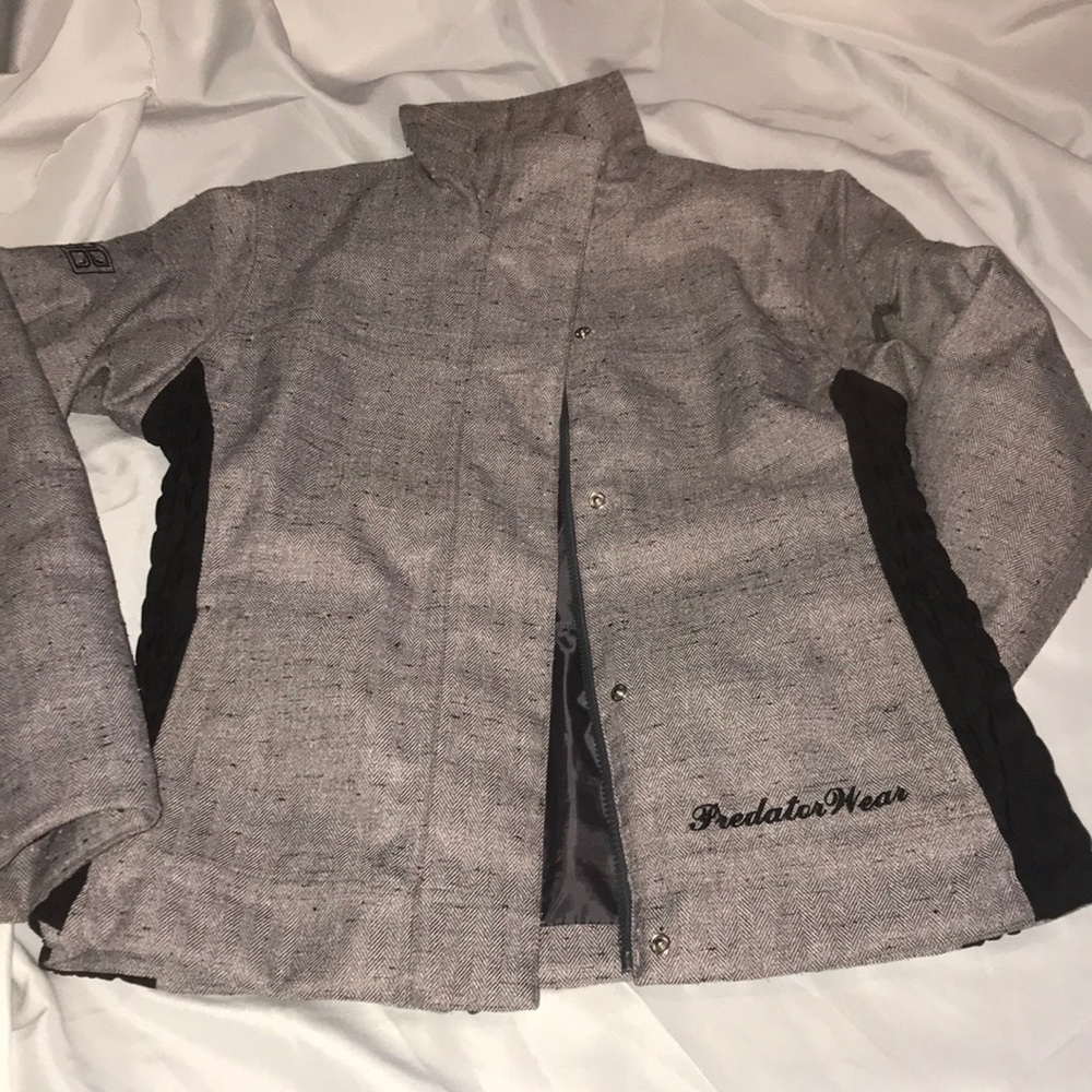 Predator wear Gray jacket